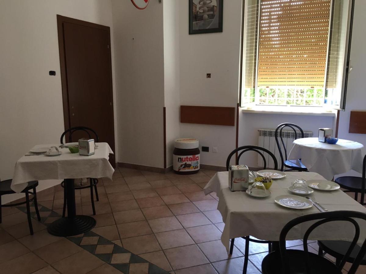 לינה וארוחת בוקר קומו La Tegola מראה חיצוני תמונה